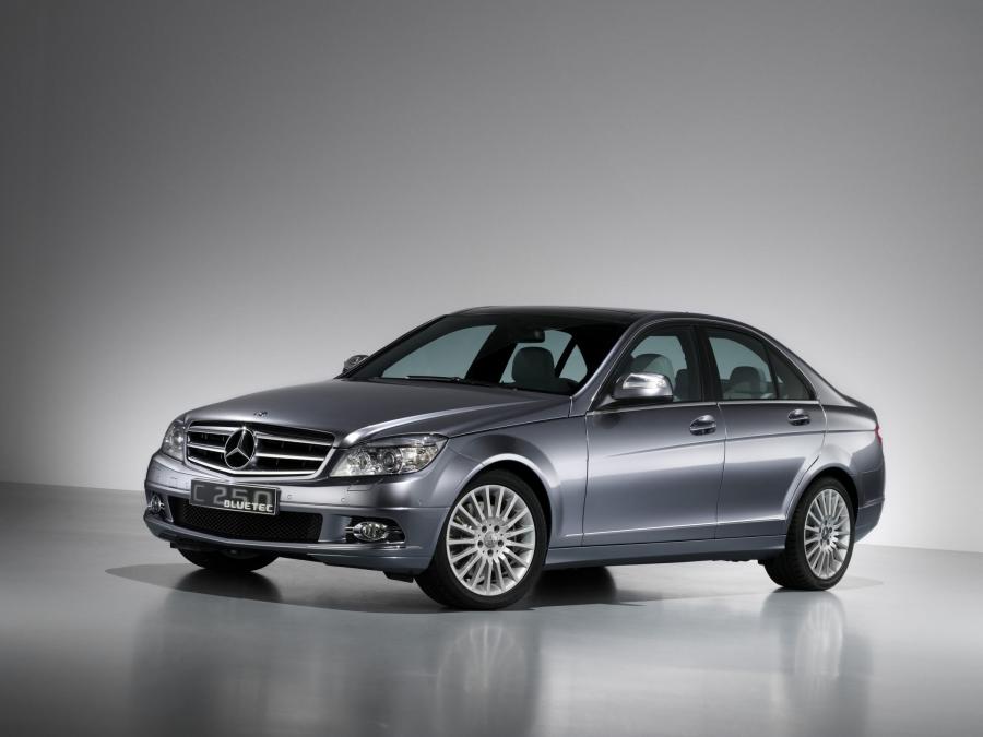  Mercedes-Benz C-Class 2007 года  (фото 32 из 413)